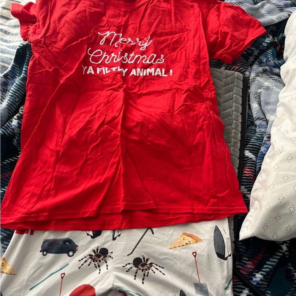 Home alone merry Christmas ya filthy animal pajamas set worn once size large